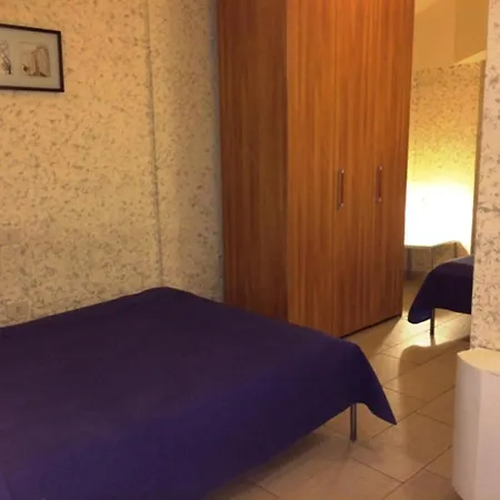 Gemini Apartment *