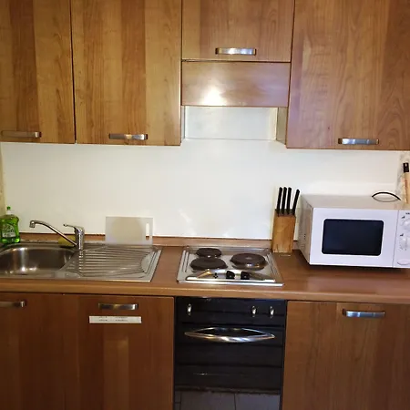 Gemini Apartment *