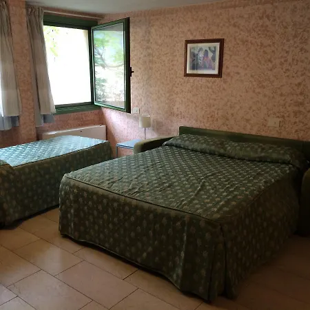 Gemini Apartment *