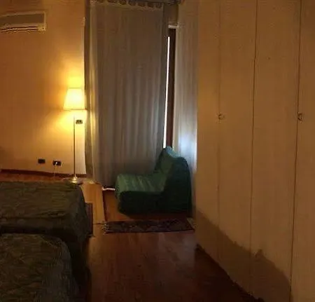 Gemini Apartment *